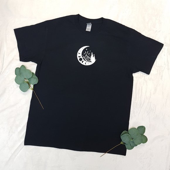 Moon's & Mountain's Print Crew Neck T-Shirt - Picture 1 of 6